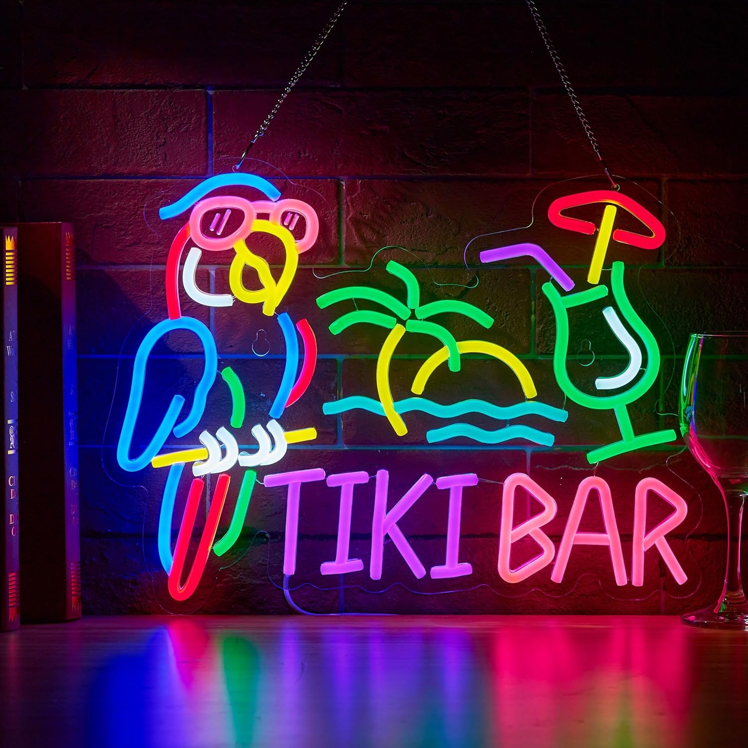 Beer & Wine Downtown - Tiki Bar Papağan Palmiye Ağacı Neon