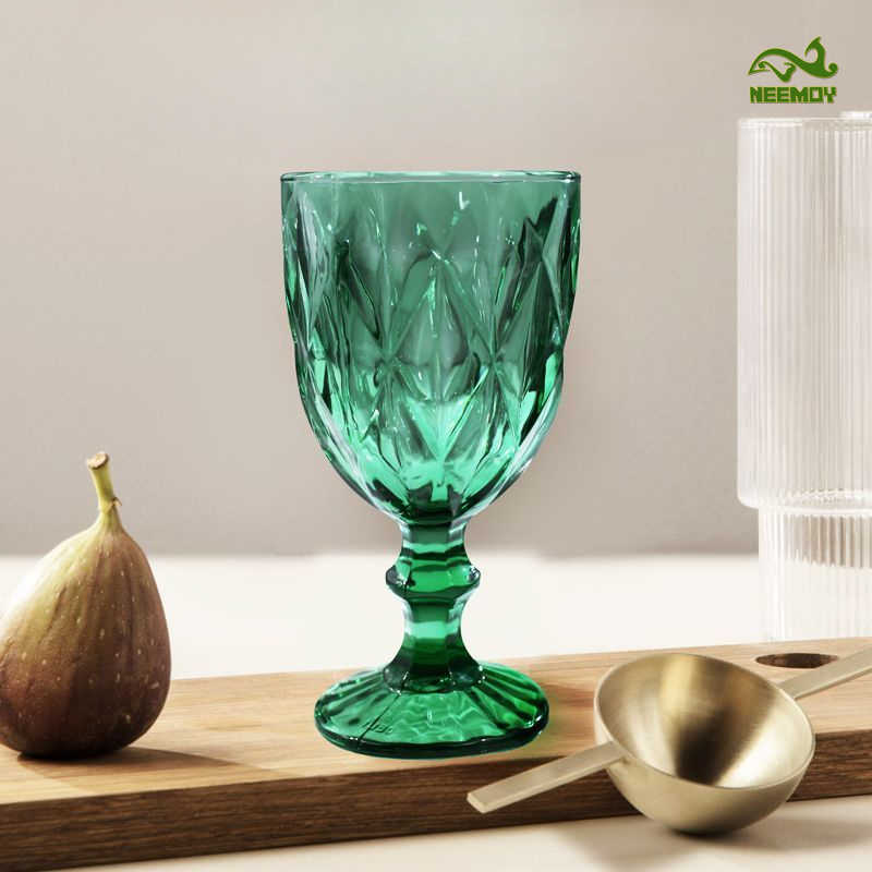 Wine Beer Foot - Yeşil Oymalı Rölyefli Yüksek Ayaklı Bardaklar,